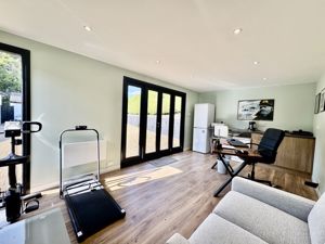 Photo 29- click for photo gallery